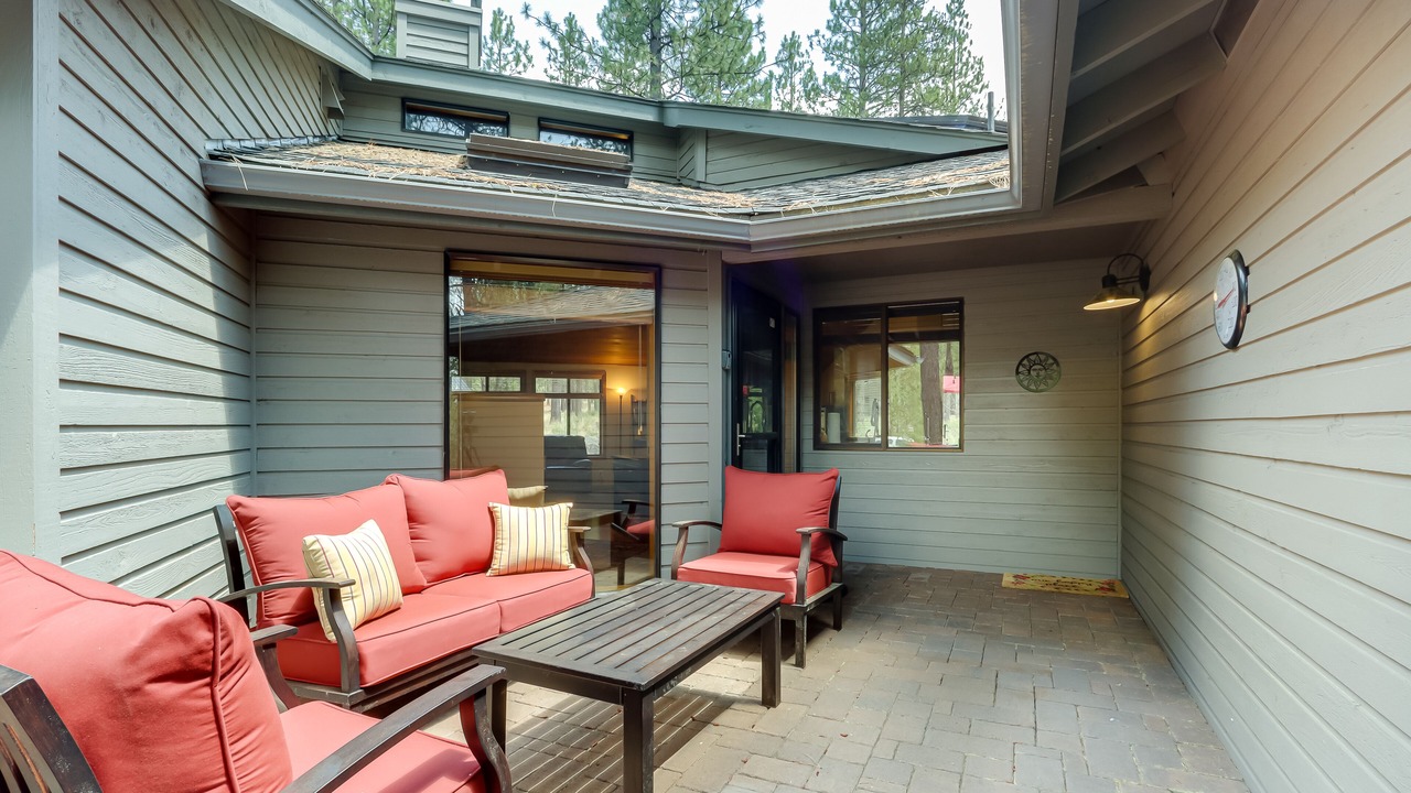 Photo of Patio Balcony in Overlook Park