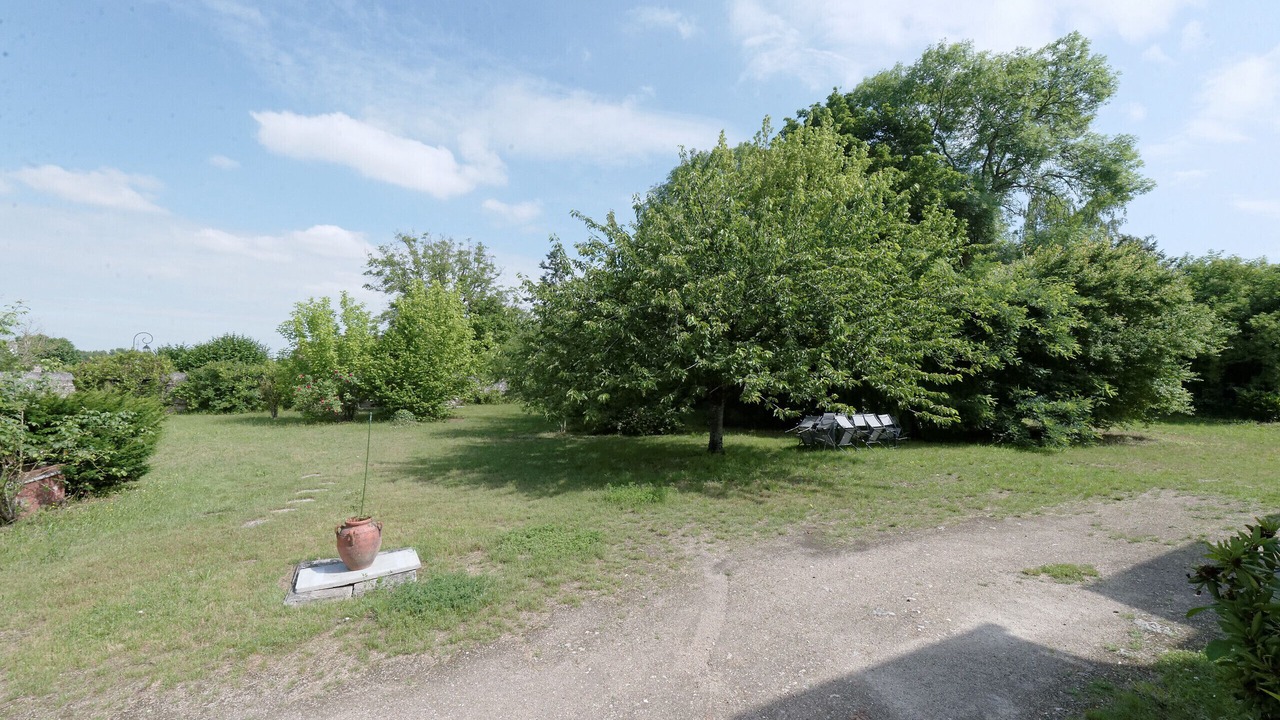 Photo of Outdoor in Saint-Dye-sur-Loire