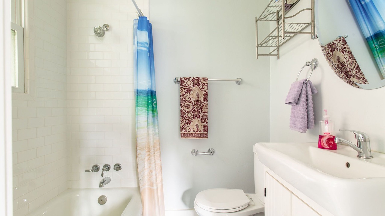 Photo of Bathroom in Inglewood