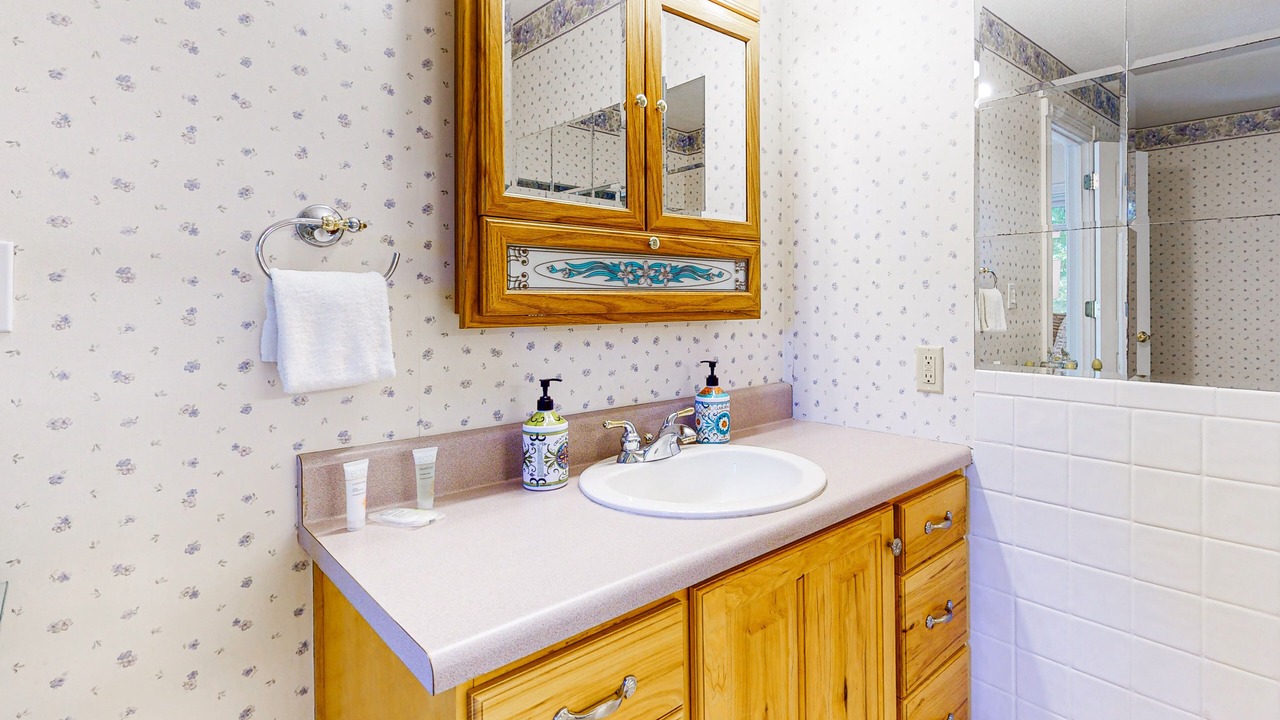 Photo of Bathroom in Clarkesville