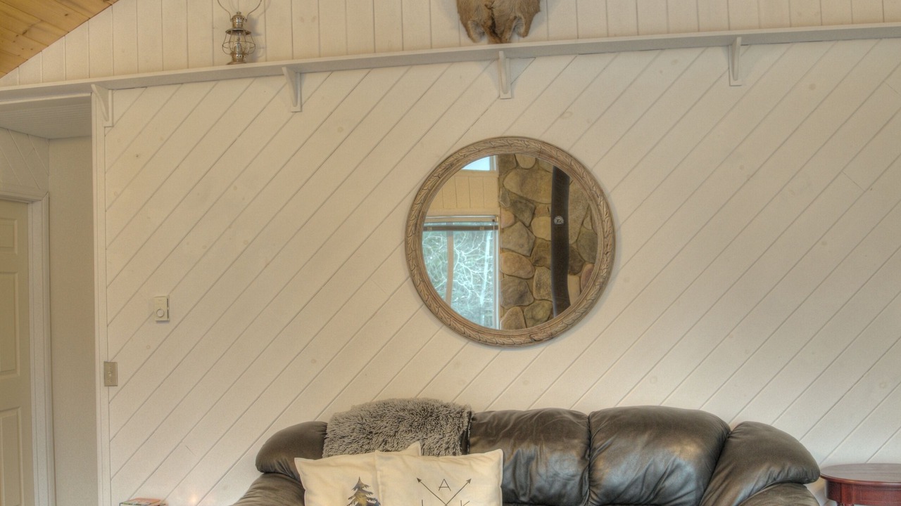 Photo of Livingroom in Manitoba