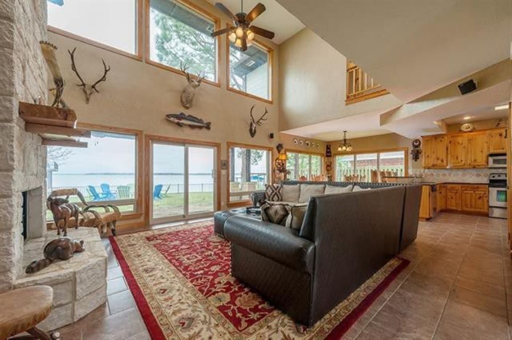 Photo of Livingroom in Tool