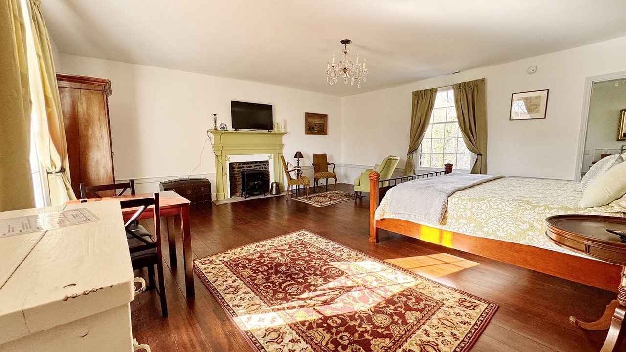 Photo of Bedroom in Clarksville