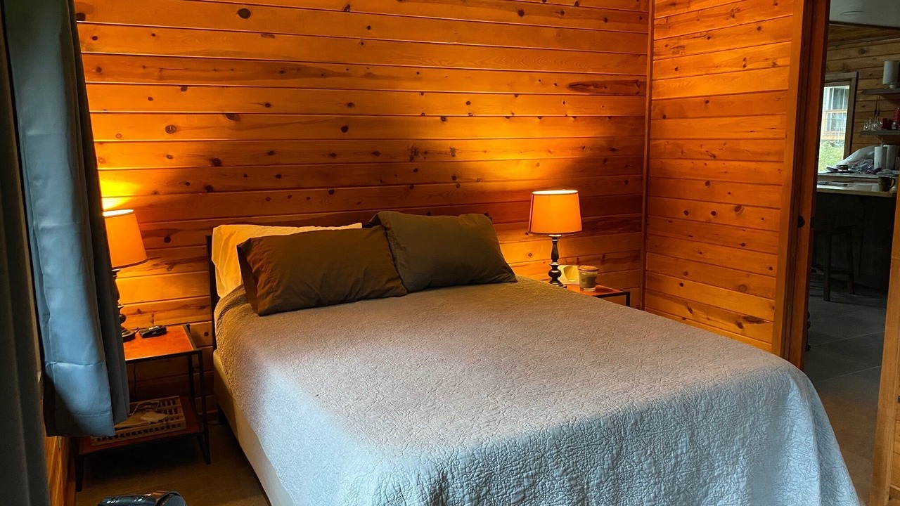 Photo of Bedroom in Neahkahnie Beach