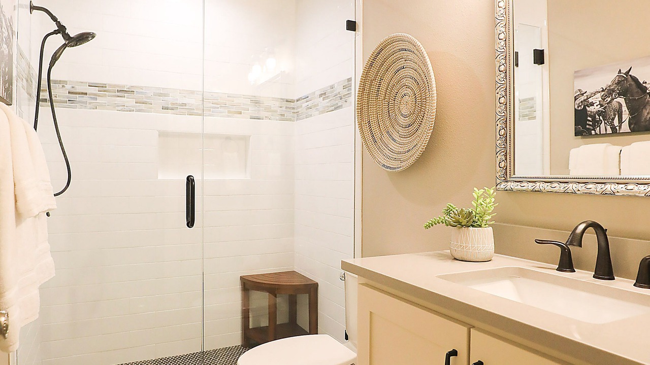 Photo of Bathroom in Rockwell