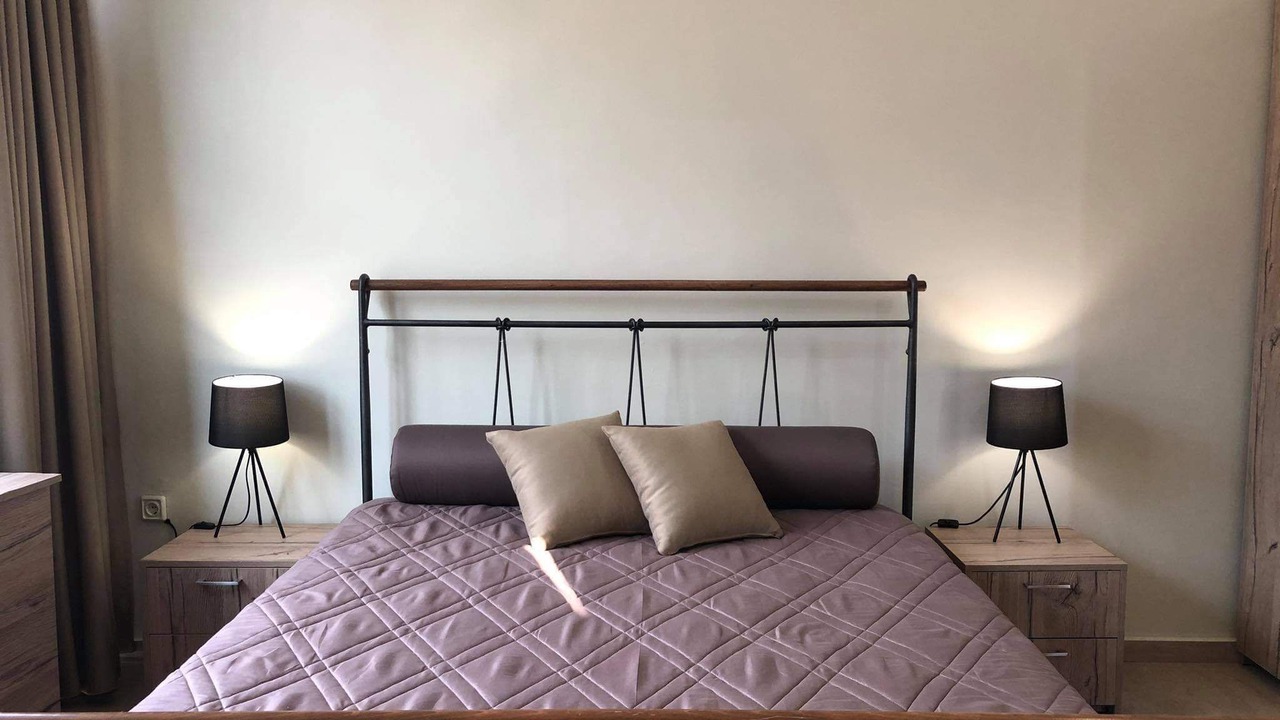 Photo of Bedroom in Drama