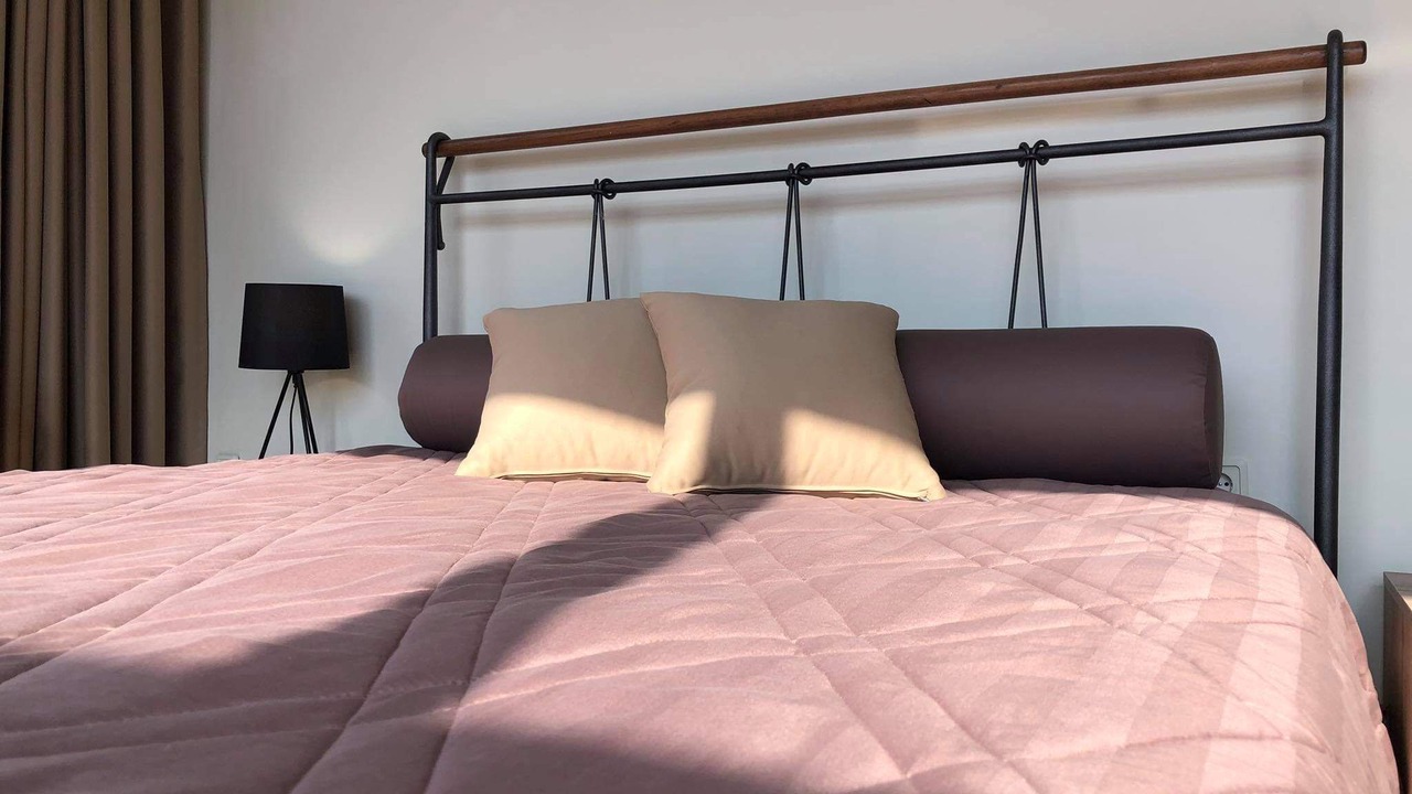 Photo of Bedroom in Drama