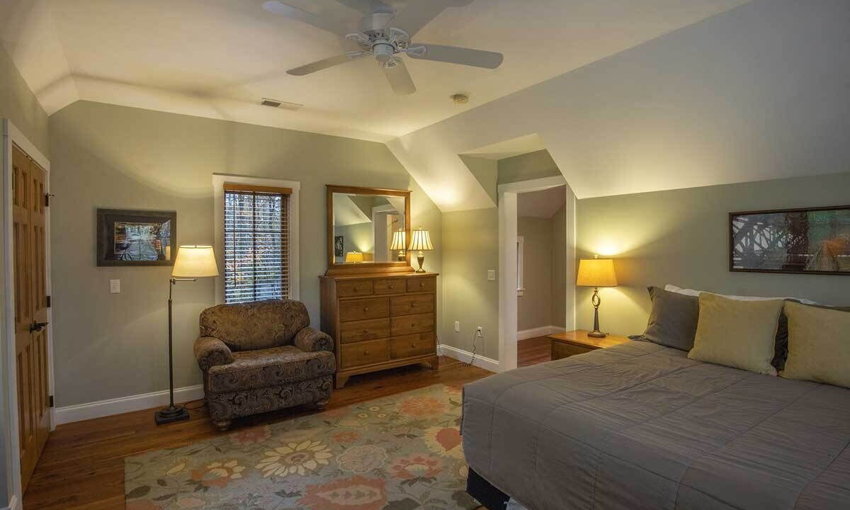 Photo of Bedroom in Victor