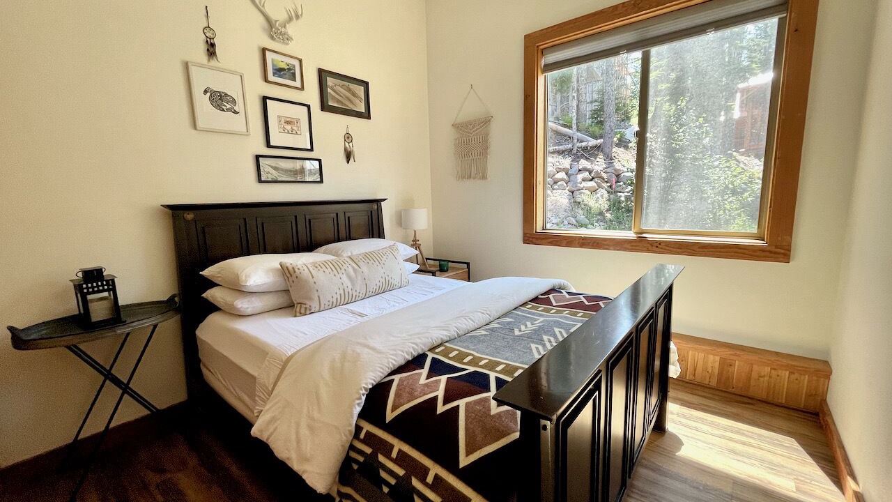 Photo of Bedroom in Government Camp
