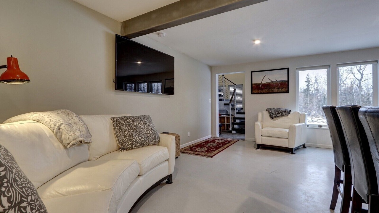 Photo of Livingroom in Gateway