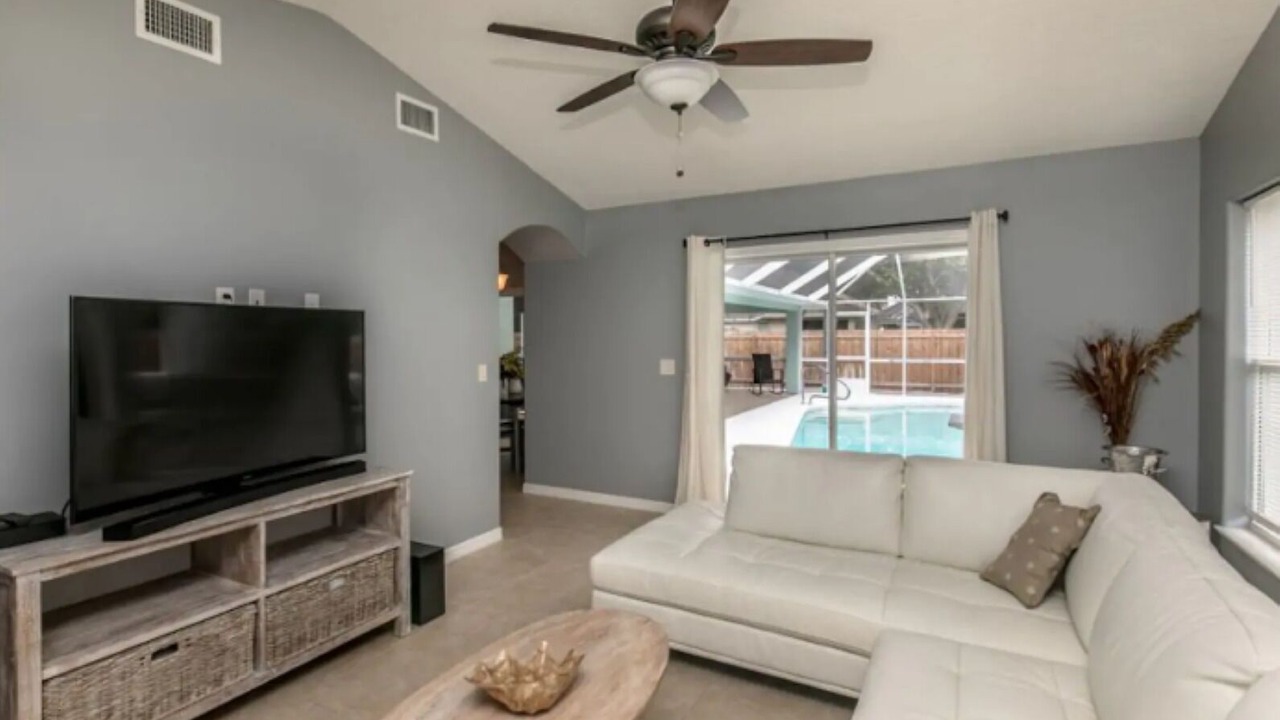 Photo of Livingroom in Sebastian Highlands