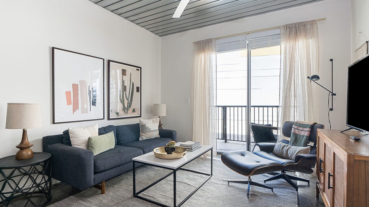 Photo of Livingroom in Midtown