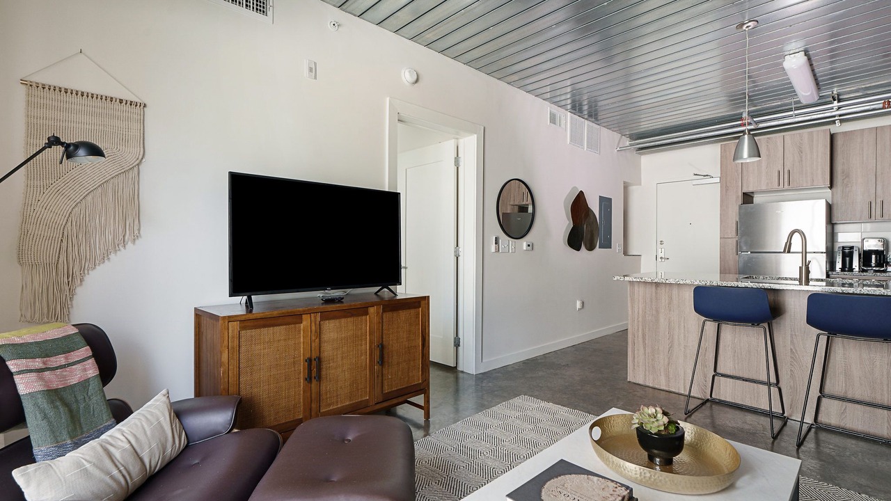 Photo of Livingroom in Midtown