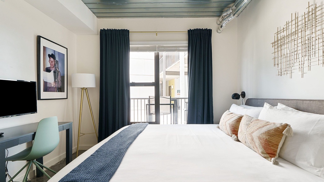 Photo of Bedroom in Midtown