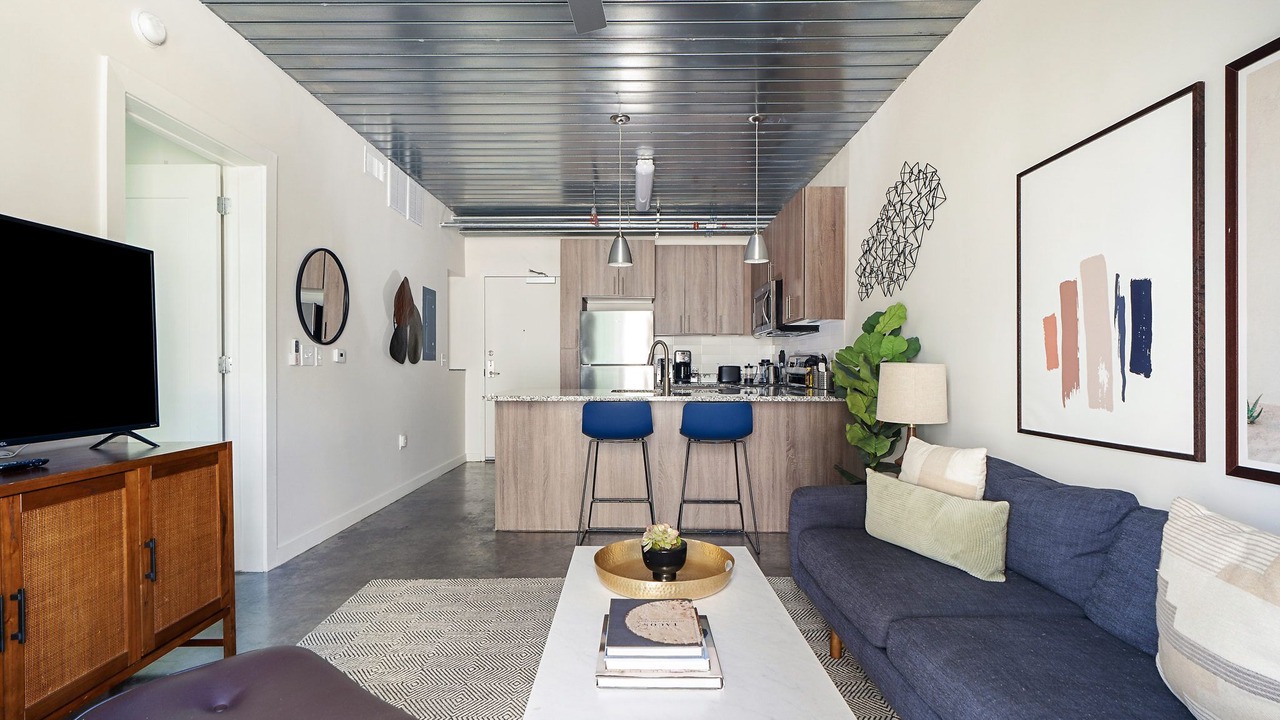 Photo of Livingroom in Midtown