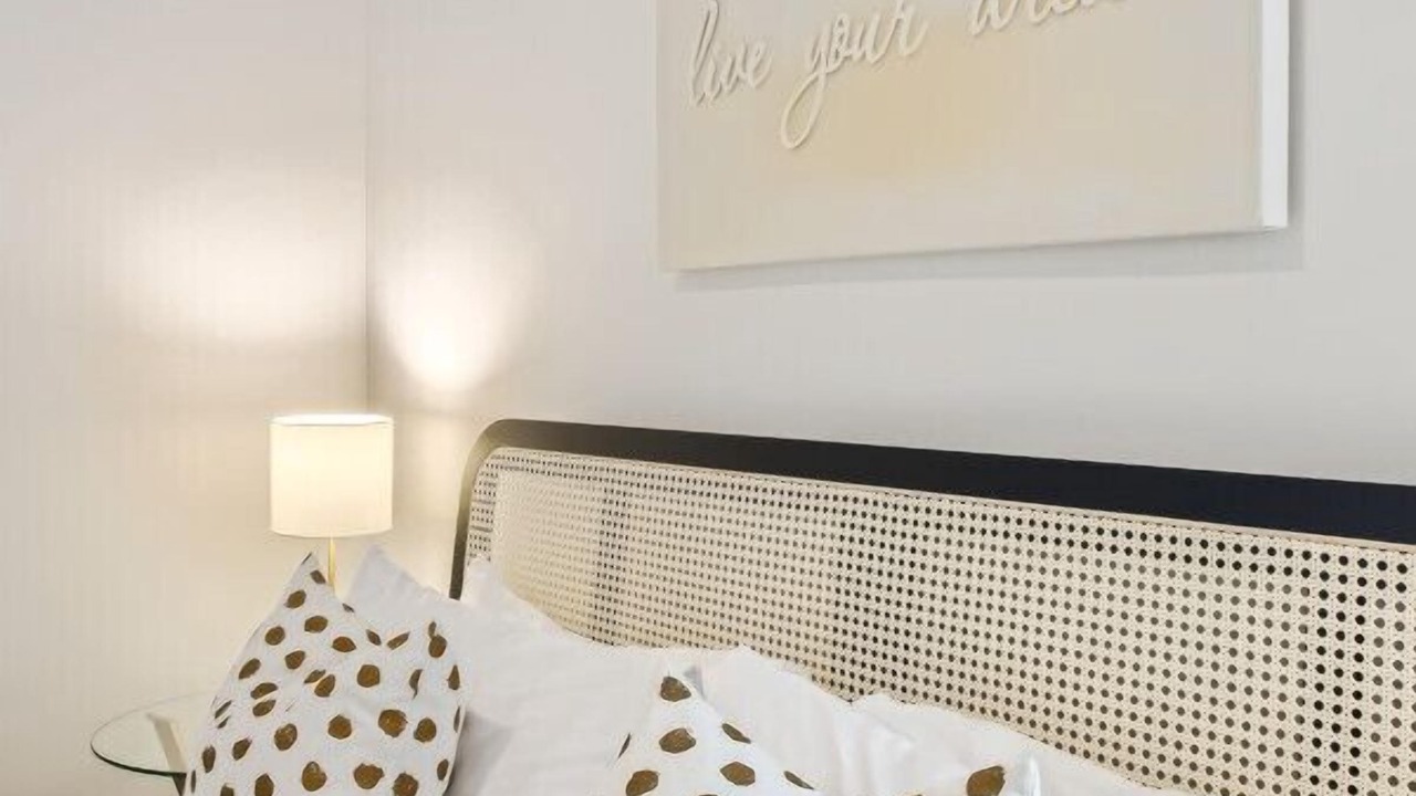 Photo of Bedroom in Hurwood Heights