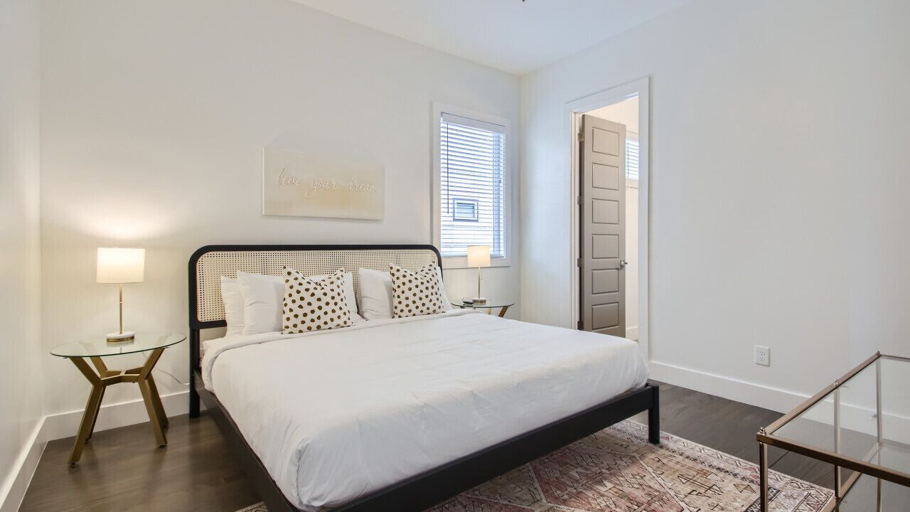 Photo of Bedroom in Hurwood Heights