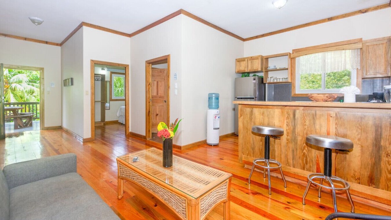 Photo of Livingroom in Gibson Bight