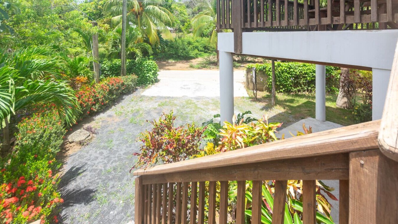 Photo of Outdoor in Gibson Bight