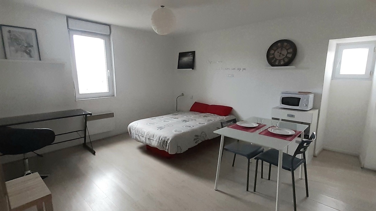 Photo of Bedroom in Saint-Brieuc
