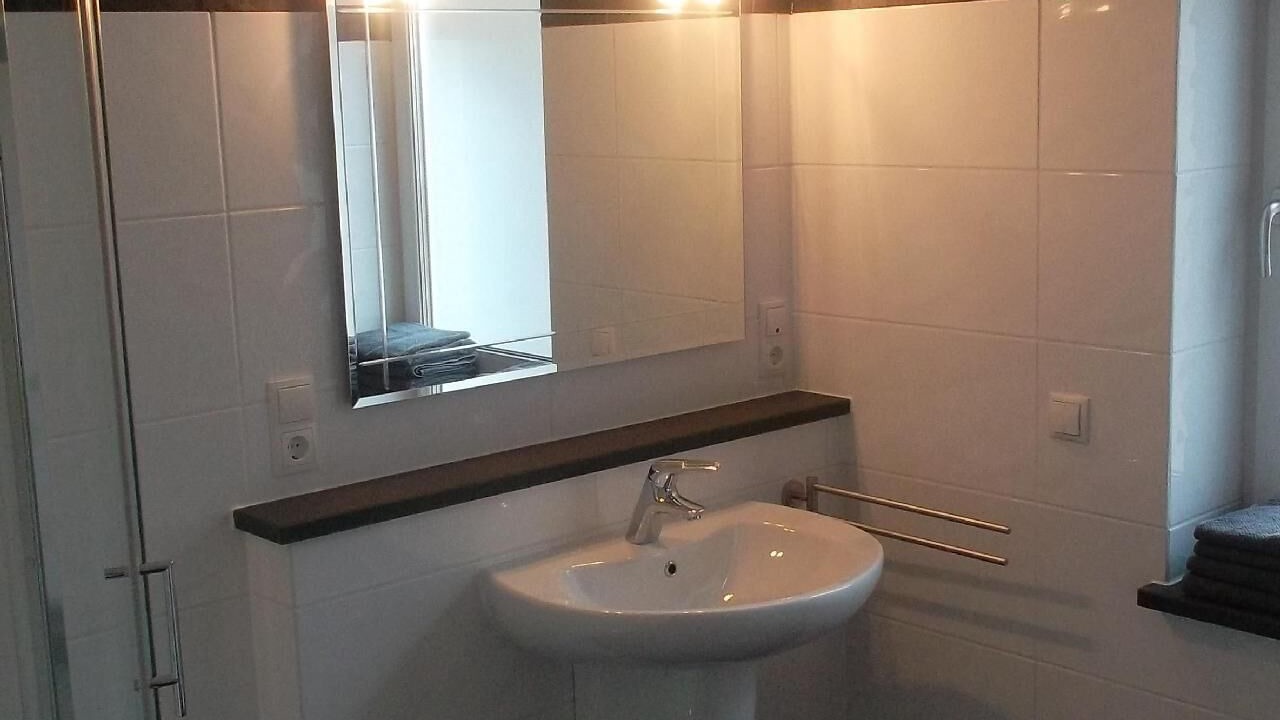Photo of Bathroom in Glees