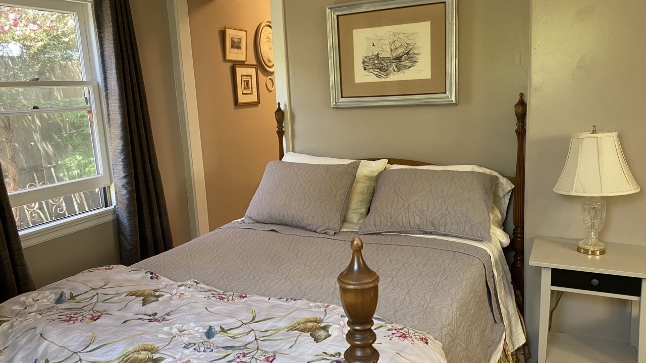 Photo of Bedroom in Salinas