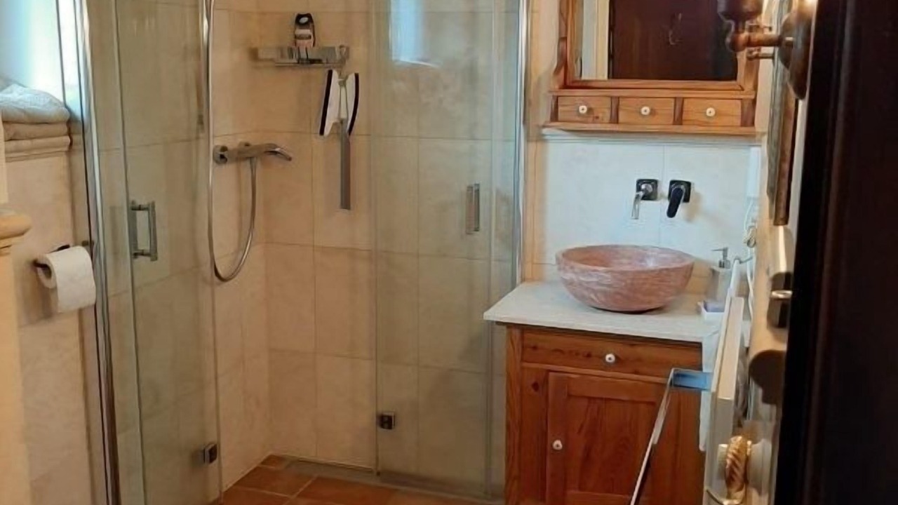 Photo of Bathroom in Sankt Dionys