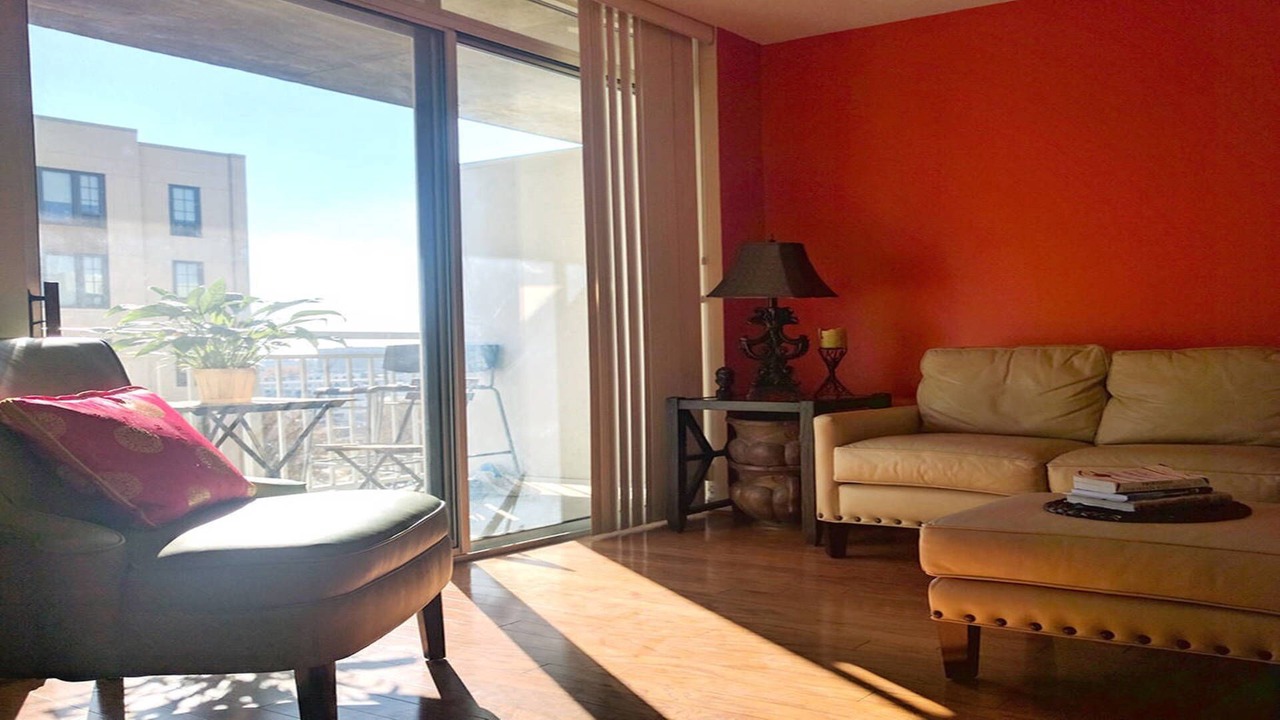 Photo of Livingroom in Downtown
