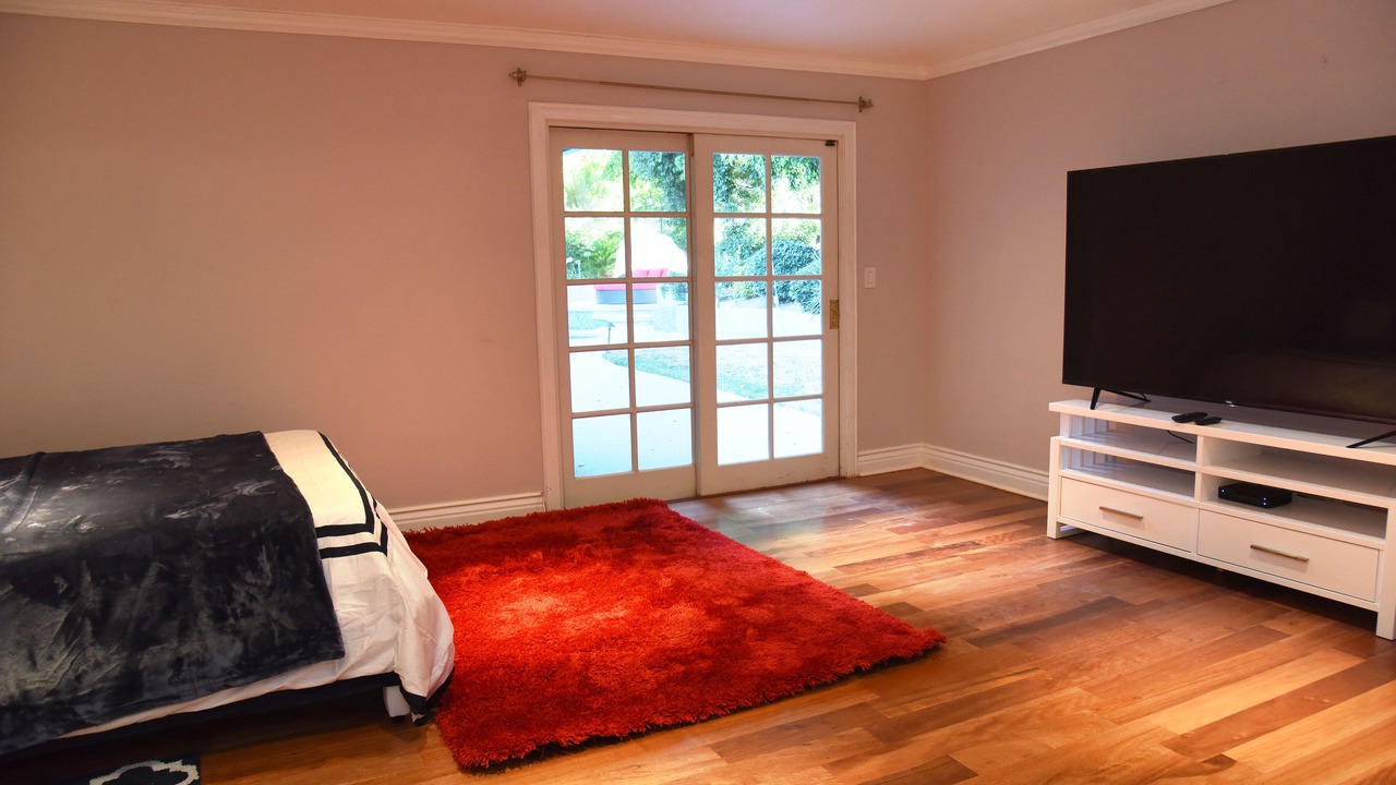 Photo of Outdoor in Woodland Hills