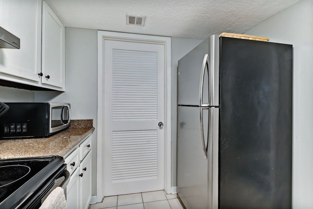 Photo of Kitchen in American Beach
