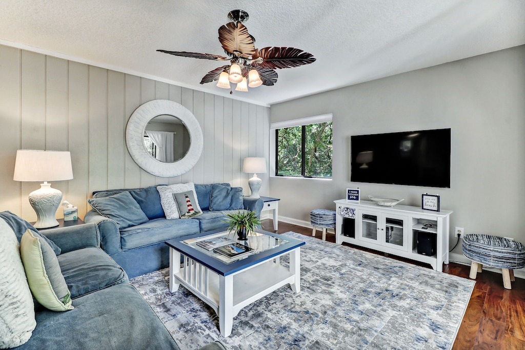 Photo of Livingroom in American Beach