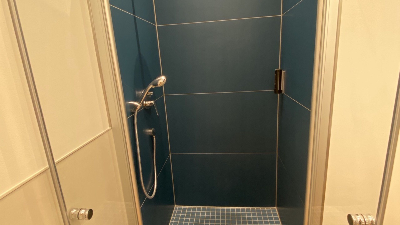 Photo of Bathroom in Moabit
