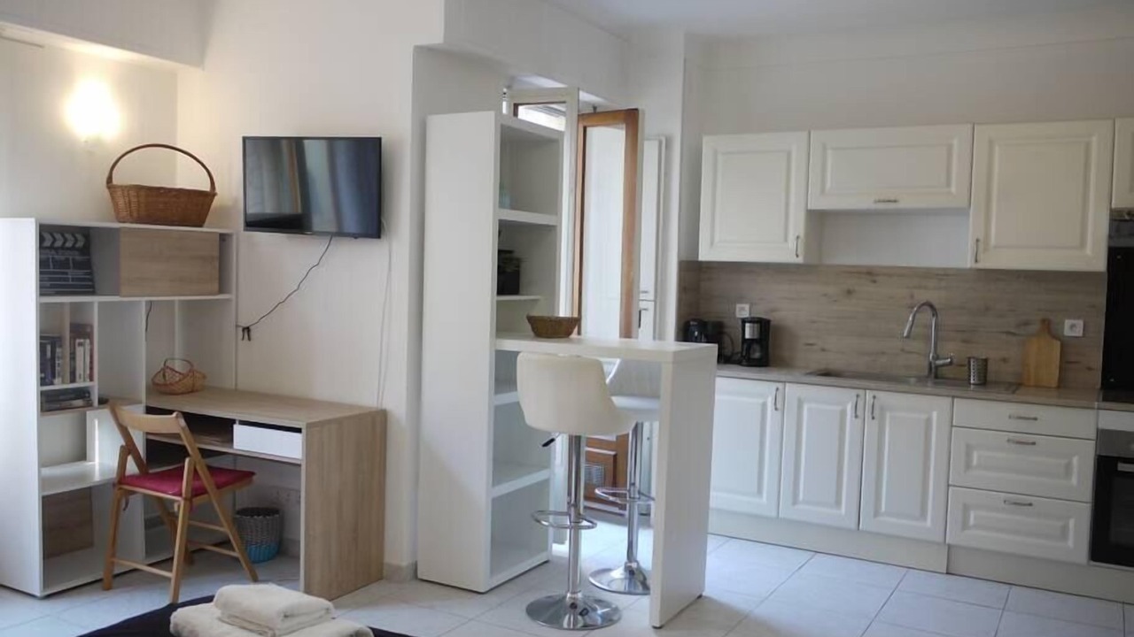 Photo of Bedroom in Gambetta