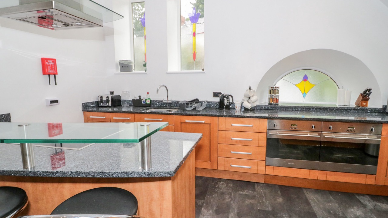 Photo of Kitchen in Penrhyn Bay