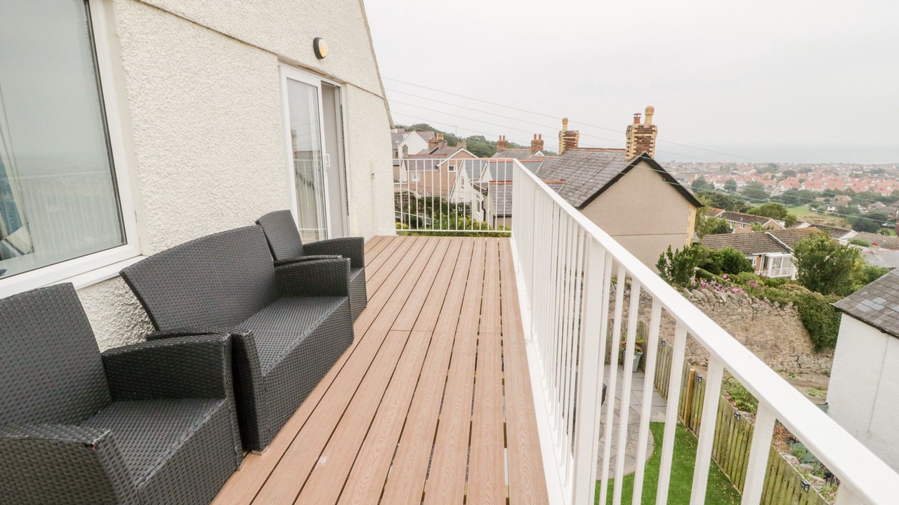 Photo of Patio Balcony in Penrhyn Bay
