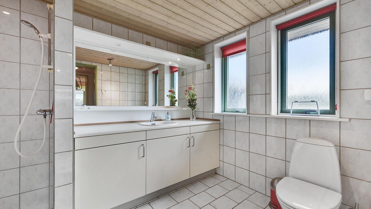 Photo of Bathroom in Løgumkloster