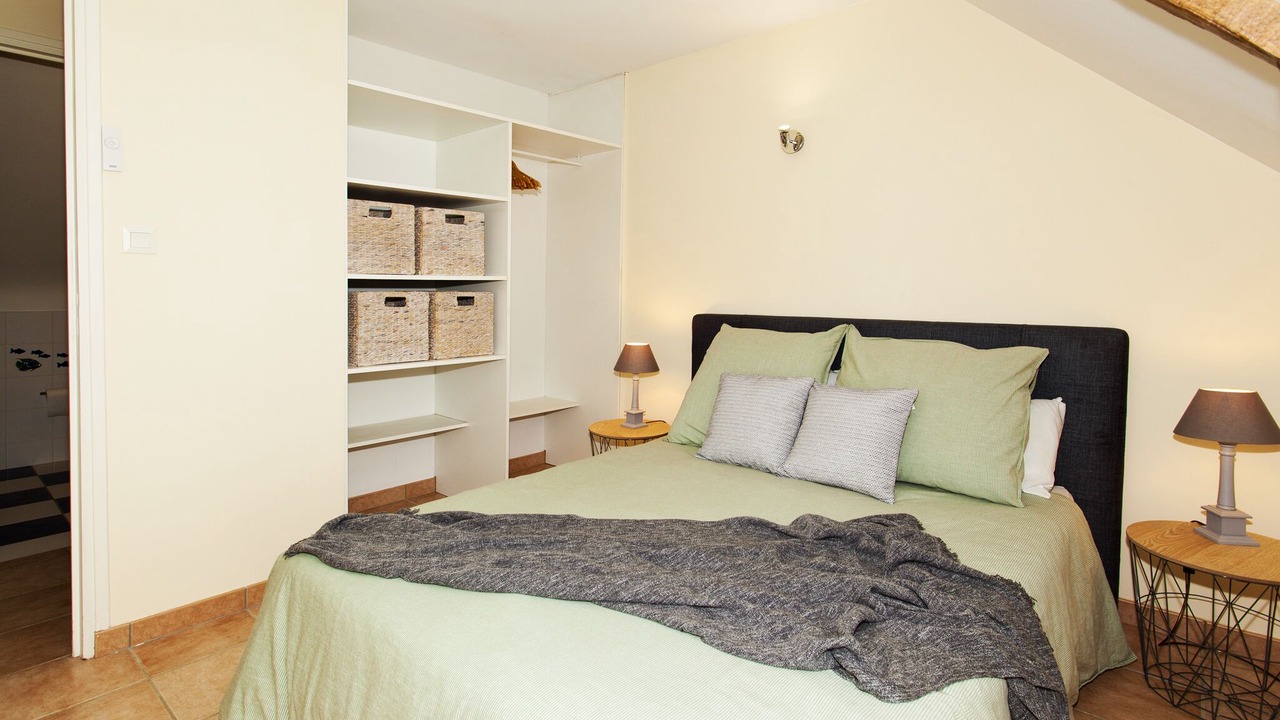 Photo of Bedroom in Guegon