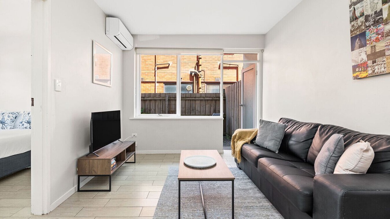 Photo of Livingroom in St. Kilda East