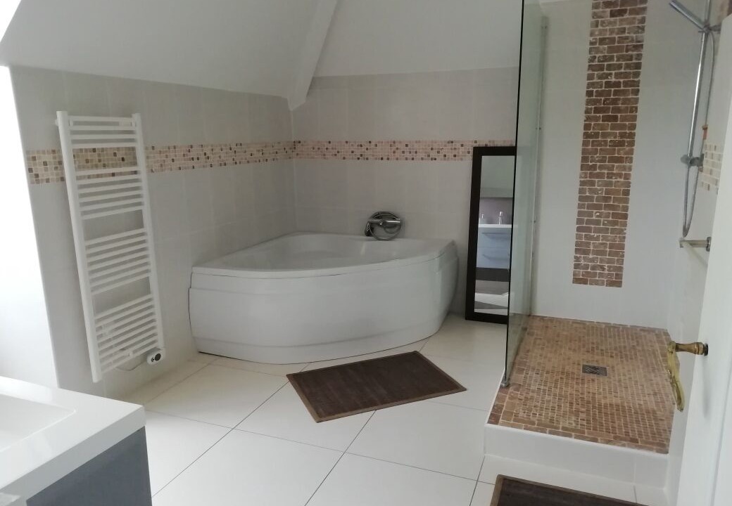 Photo of Bathroom in Saint-Georges-Motel