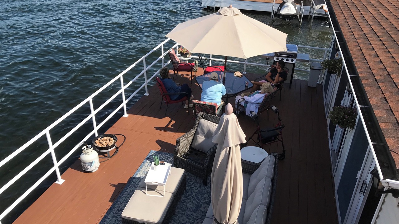 Photo of Patio Balcony in Harveys Lake
