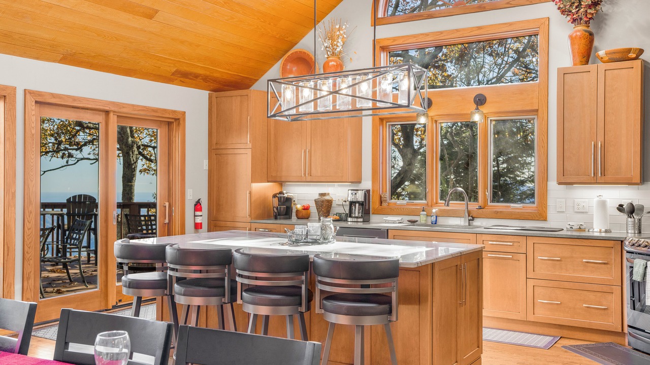 Photo of Kitchen in Roseland