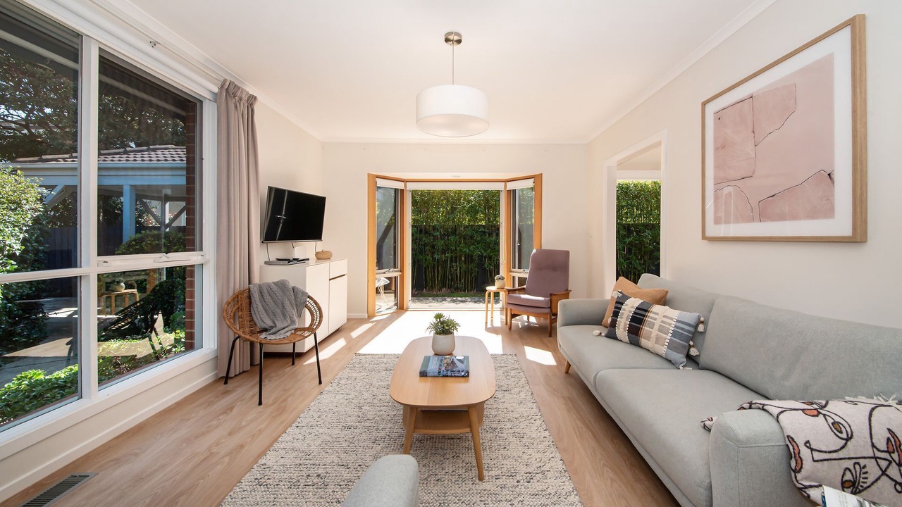 Photo of Livingroom in Hampton