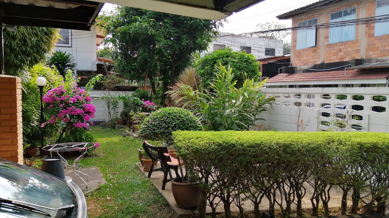 Photo of Patio Balcony in Lat Yao