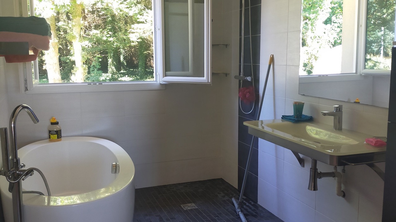 Photo of Bathroom in Bohars