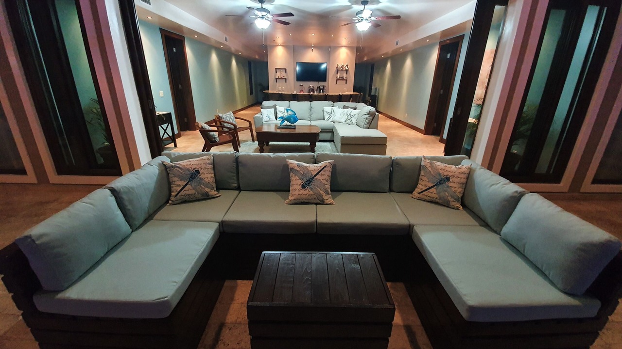 Photo of Livingroom in Lighthouse Estates