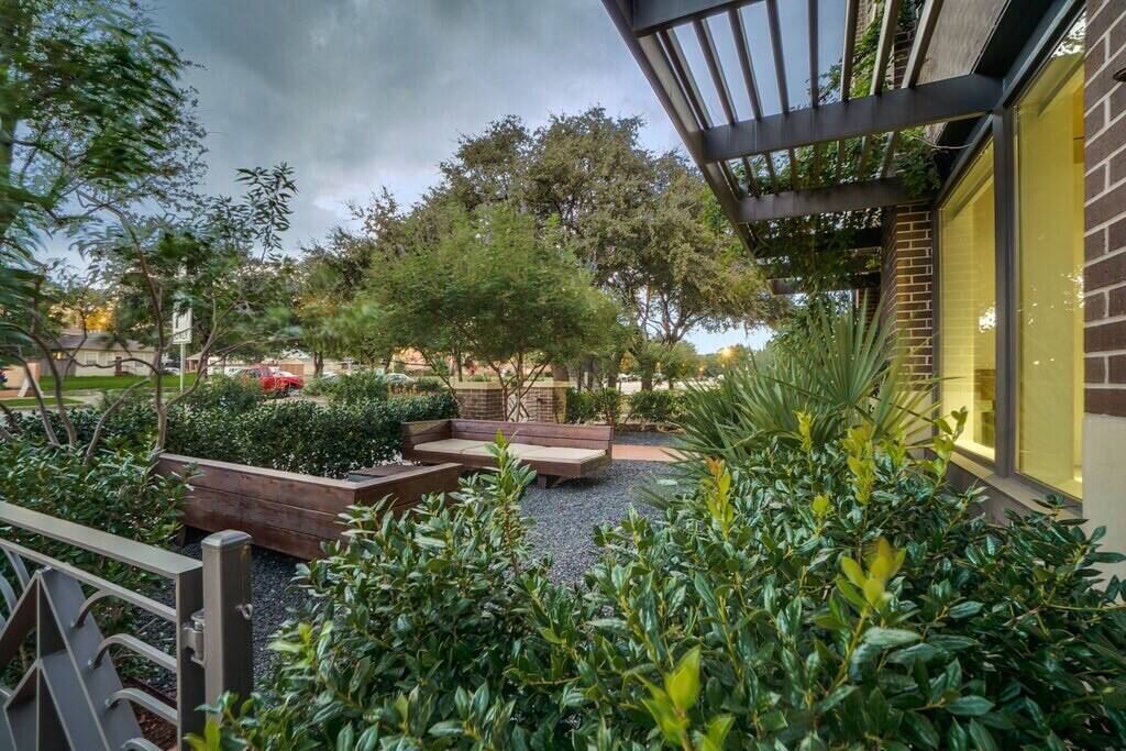 Photo of Patio Balcony in Kessler