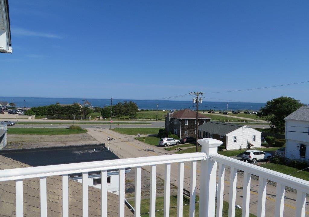 Photo of Outdoor in Eastward Look