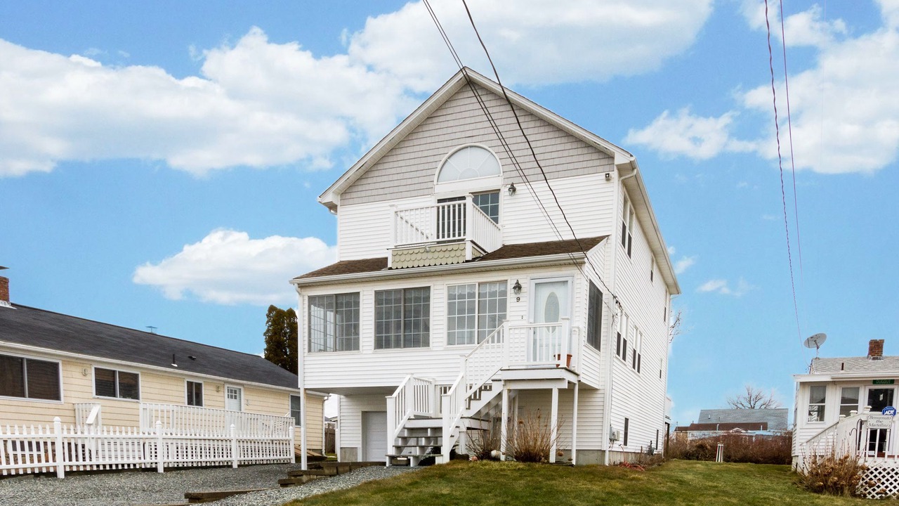 Photo of Outdoor in Eastward Look