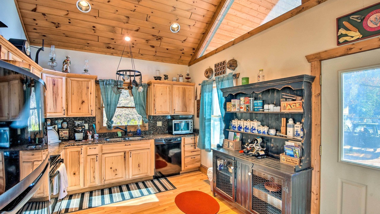 Photo of Kitchen in Marble