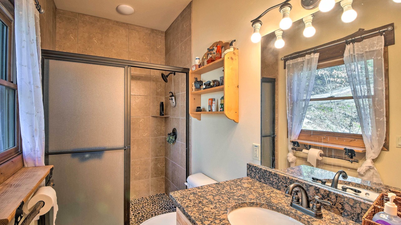 Photo of Bathroom in Marble